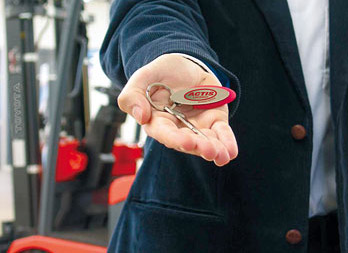location de materiel manitou et toyota"