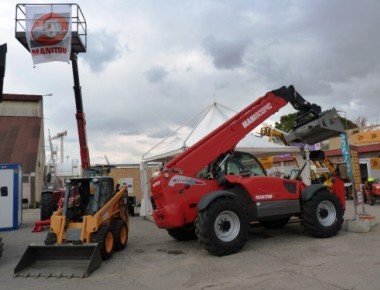 La chargeuse compacte 2041 Mustang présentée à la foire de Brignoles 2013 !