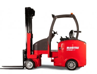 Manitou EMA II : chariots pour allées étroites!