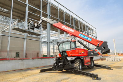 Télescopique rotatif Manitou dans le 13